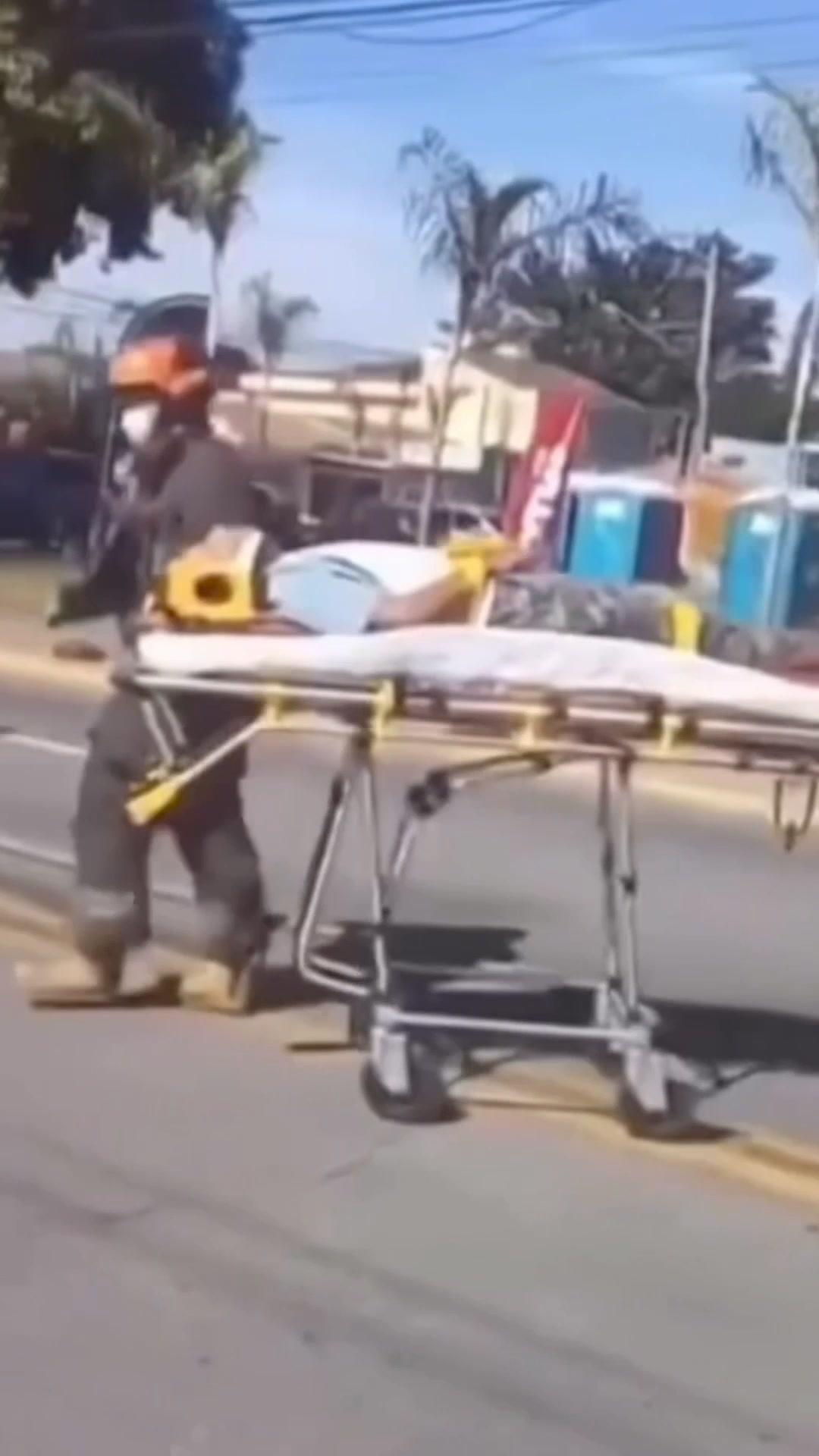 thumbnail-omi-stop-scroll-0