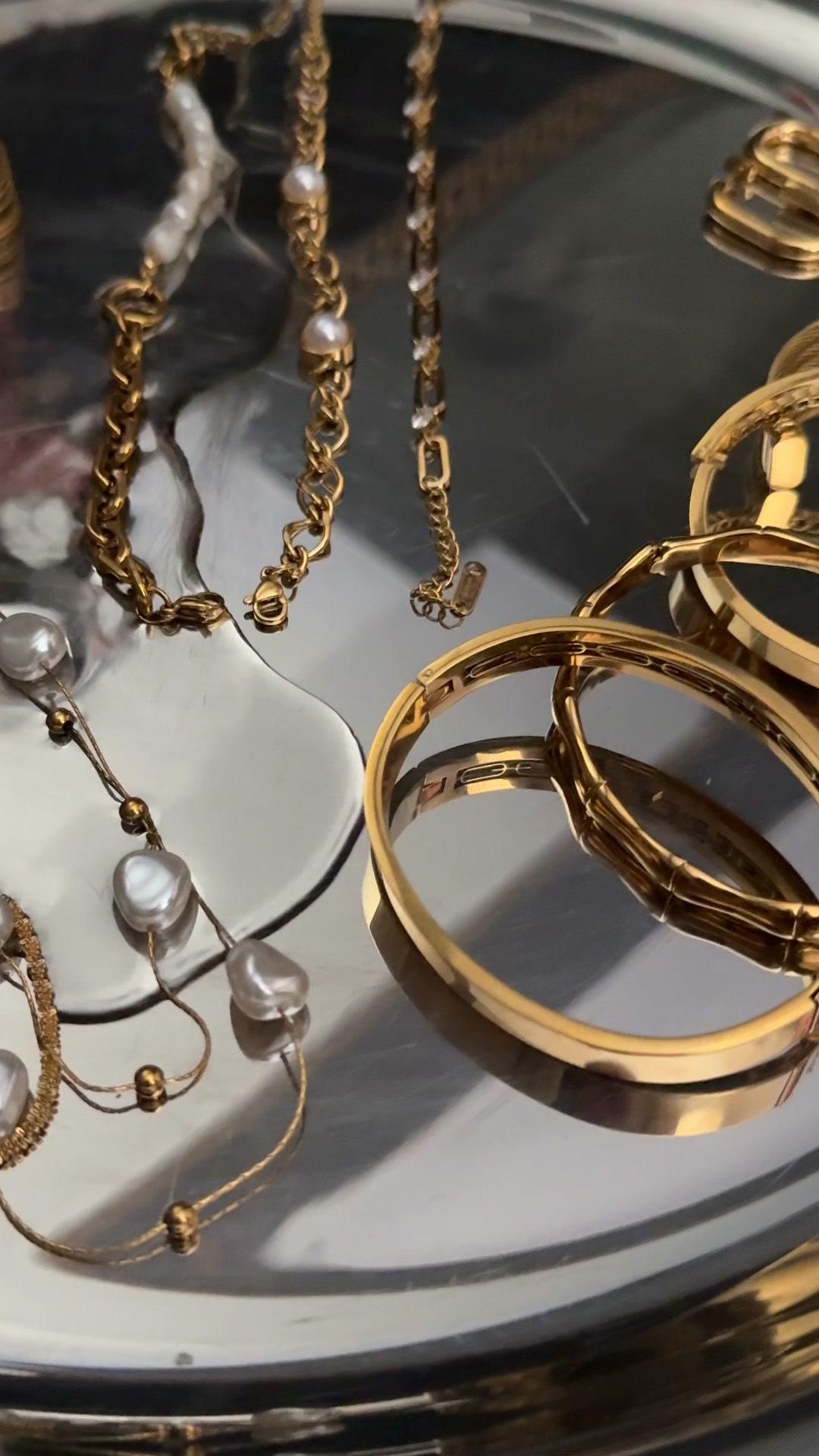 thumbnail-nevaeh-black-friday-0